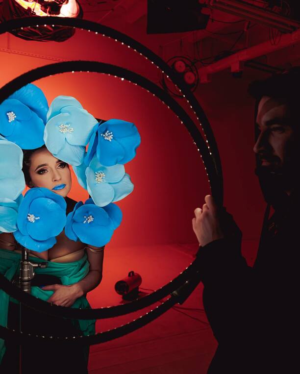 Plik Emila-Sanecka---niebieski-kwiatek-4.jpg